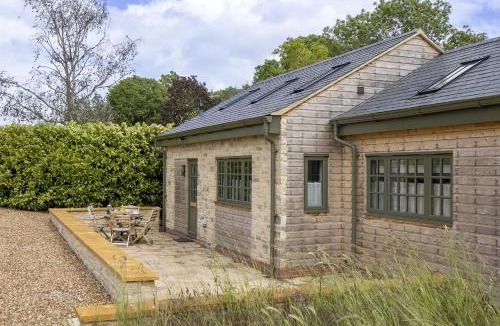 Quedgeley House | The Old Workshop, Combrook