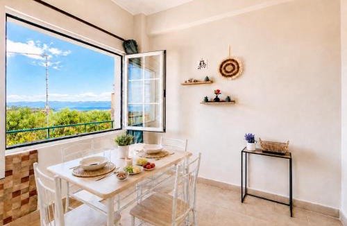 Aipeia Apartment | The Olive Deck Sky