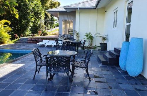 La Misere Apartment | The Olive Tree