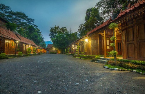 Borobudur Hotel | The Omah Borobudur