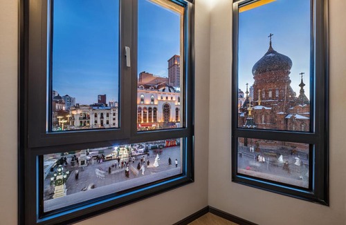 Harbin City Center Hotel | The only hotel located within Harbin Sophia Church Square Scenic Area, just 10 meters away from the scenic area entrance