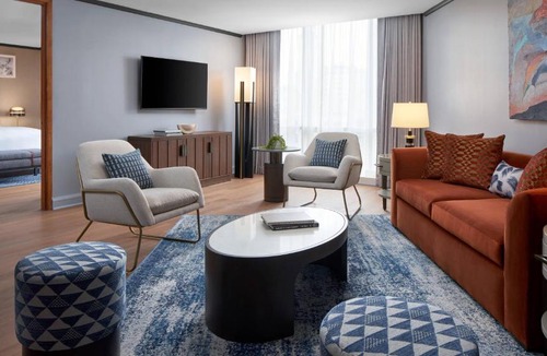 White Plains Hotel | The Opus Westchester, Autograph Collection