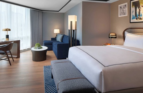White Plains Hotel | The Opus Westchester, Autograph Collection