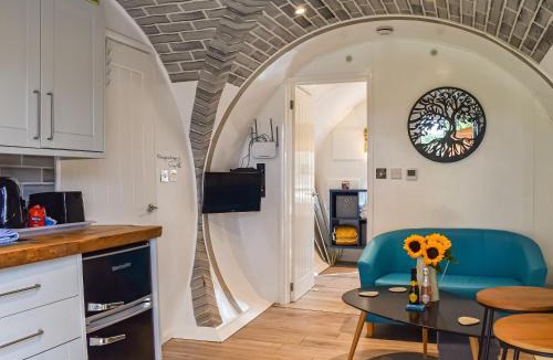 Elmsted House | The Orb