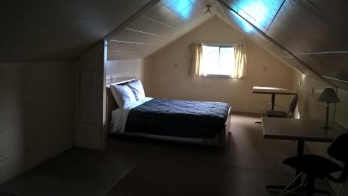 Alert Bay Hotel | The Orca Inn