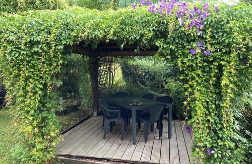 Anseremme House | The Orchid