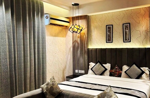 Gomti Nagar Hotel | The Origin Suites