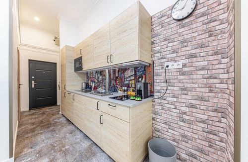 Nepszinhaz negyed Apartment | The Other Side - Spacious 3BR with Jacuzzi and Private Sauna