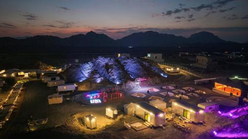 Shariyah Other | The Out Resort