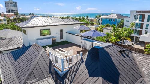Siesta Key Village House | The Overlook