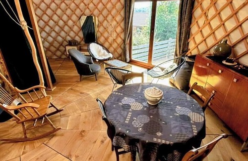 Buzet House | The owl's yurt
