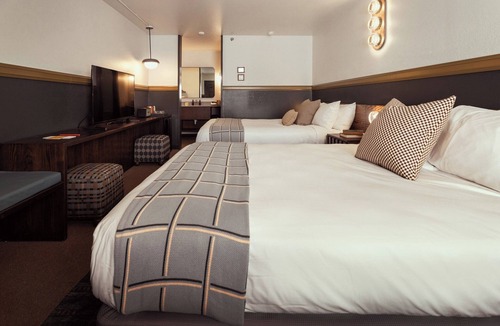 Branson Cabin | The Ozarker Lodge
