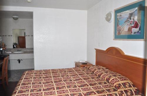 Five Points Northeast Hotel | The Palace Inn
