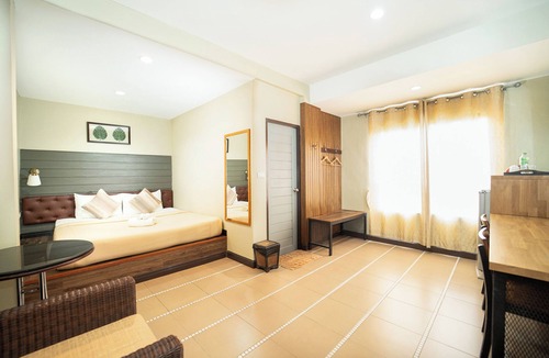 Phutthamonthon Hotel | The Palm Hotel
