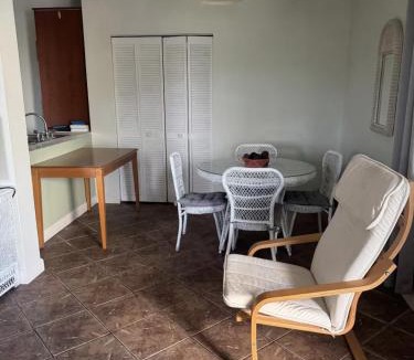 Cedar Grove Apartment | The Palms apt 1