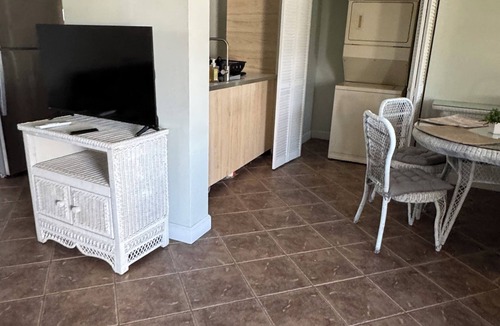 Cedar Grove Apartment | The Palms apt 2