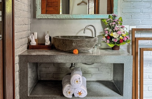 Batu Bolong Hotel | The Palms Canggu