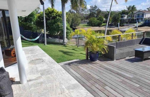 Mooloolaba House | The Palms Mooloolaba Water front home