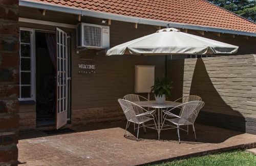 Fichardt Park House | The Palms Overnight Accommodation