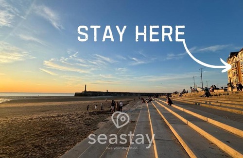 Margate Old Town Apartment | The Panoramic - Beach Front Apt - NO GUEST FEES