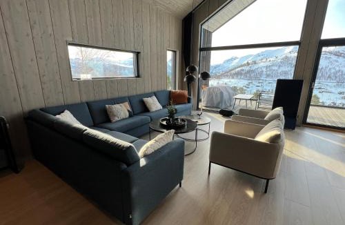 Møre og Romsdal Ski Chalet | The Panoramic Chalet