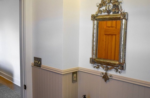 Downtown Santa Fe Hotel | The Parador | Farmhouse 9 | Downtown