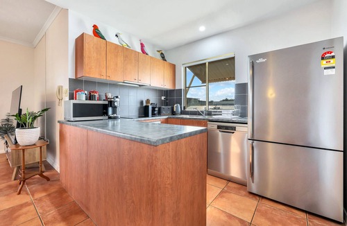 Parap Condo | The Parap Markets Stay | Walk to Markets & Cafés
