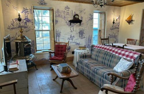 Hays House | The Parsonage 1873