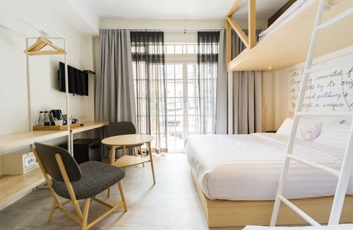 Bang Lamphu Lang Hotel | The Pattern Boutique Hotel