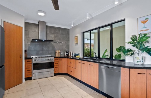 Trinity Beach Apartment | The Pavilion at Trinity Beach