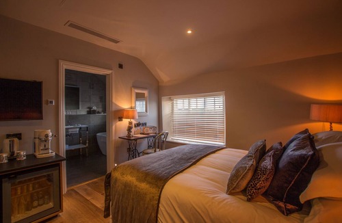Barlow Hotel | The Peacock at Barlow