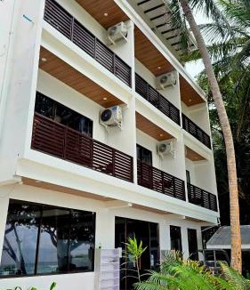Fulidhoo House | The Pearl Seaview