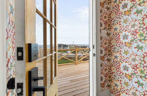 Peggy's Cove House | The Peggy's Cove House; with unrivalled panoramic view!