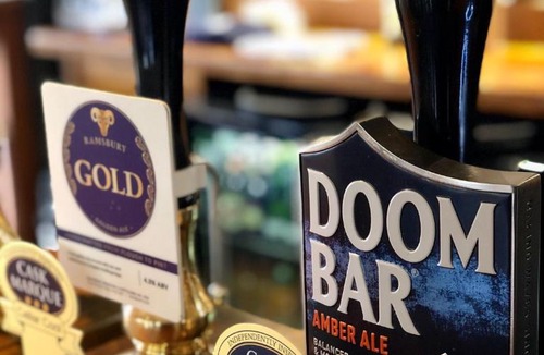 Axford Hotel | The Pelican Inn