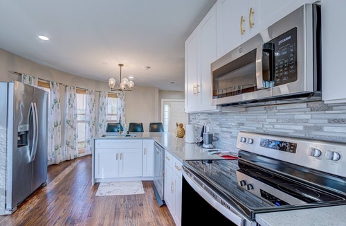 Old East Dallas House | The Peninsula - 1 Mile from Downtown Dallas, Texas