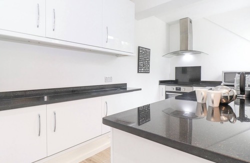 Bowness-on-Windermere Cottage | The Penthouse