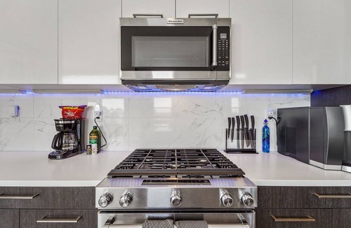 Highland Condo | The Penthouse | Panoramic Views + EV | 3BR LoHi | Dog-Friendly