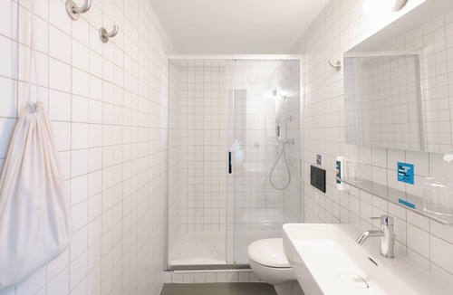 1st Arrondissement Hostel | The People Lyon
