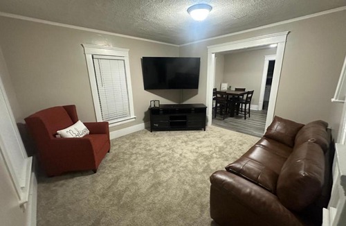 Akron Apartment | The Perazim