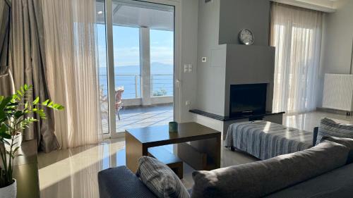 Diasella Villa | The Perch