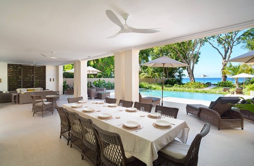 Weston Villa | The Perfect Beachfront Escape - Sea Grove House