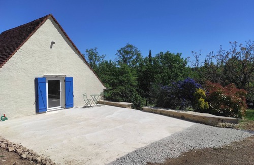 Laval Cottage | The perfect combination of nature, local life and activities.