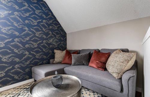 Canmore House | The Perfect Getaway for Exploring Canmore and Banff)