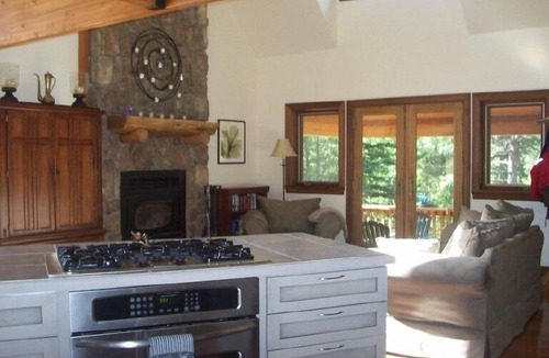 Lyons House | The Perfect Mountain Getaway