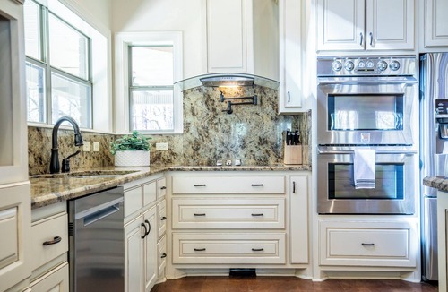 Lafayette County House | The Perfect Oxford Basecamp for Families, Friends & Rebels