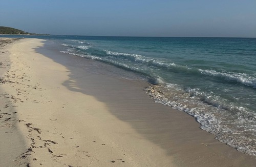 Silver Sands Apartment | The Perfect Studio with AC, Wifi, Internet in the awesome community Duncan Bay.