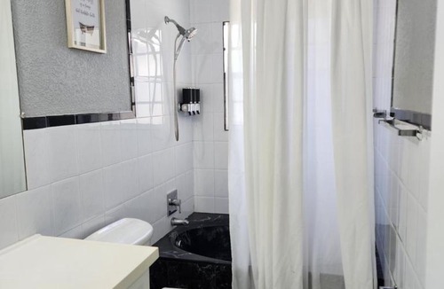 Ives Estates Apartment | The Perfect Vacation Getaway !