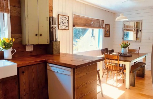 Salt Spring Island House | The Perfectly Peaceful Wildflower house & Daisy the Travelux Trailer