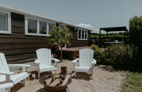 Tasman House | The Pickers Rest