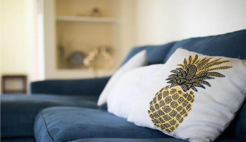Columbus House | The Pineapple Lady 13min to Fort Benning